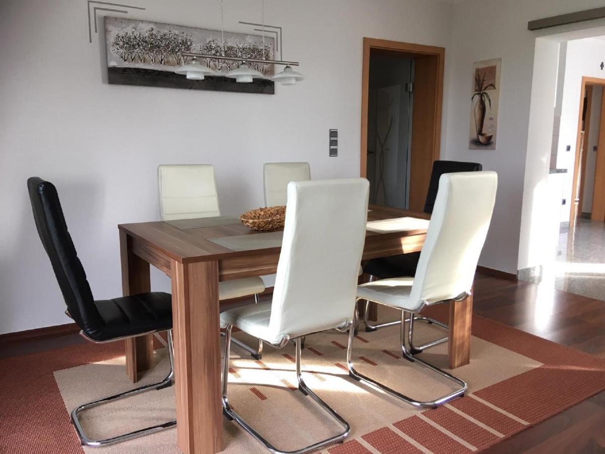 Ferienwohnung Am Schiederdamm Schwandorf in Bayern Luaran gambar